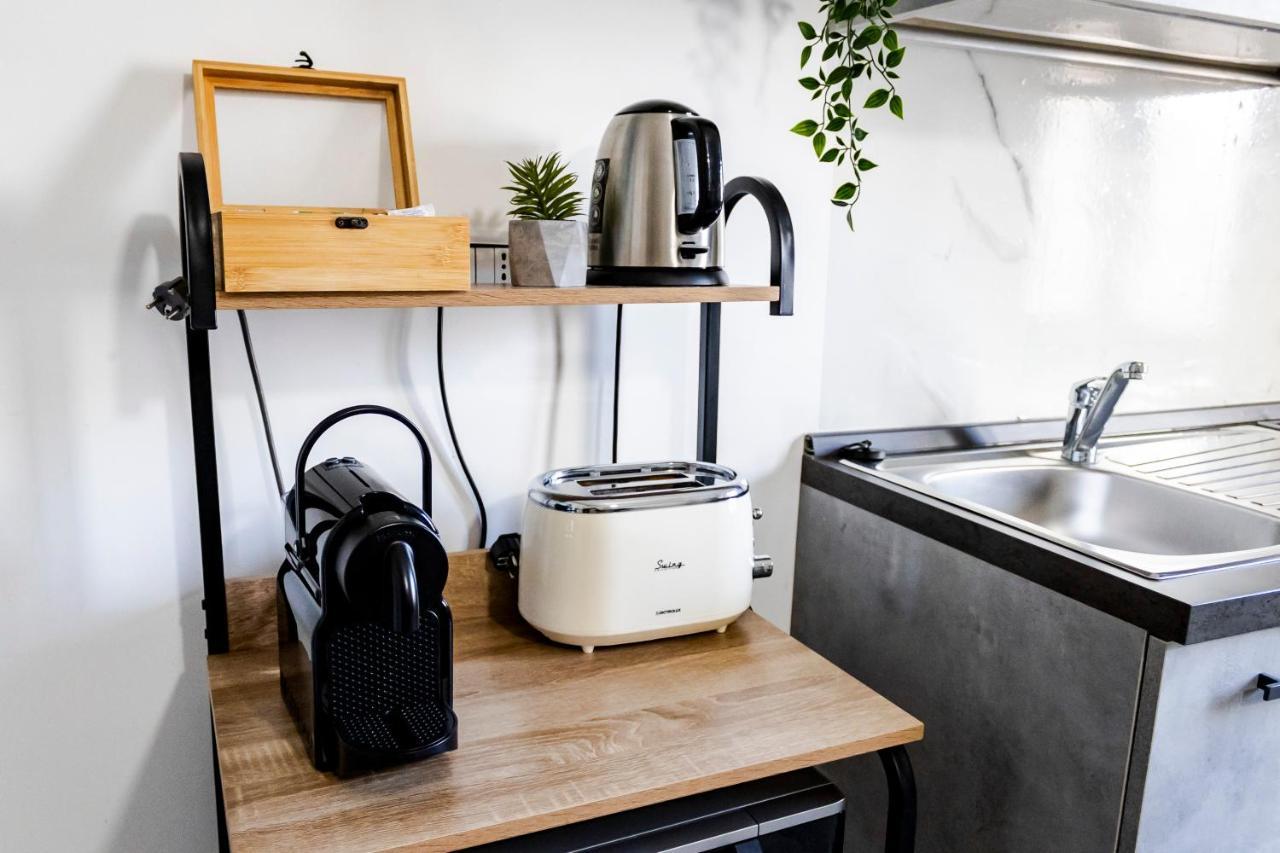 Sassari-Centro Elegante Appartamento Con Wifi E Netflix Exteriör bild